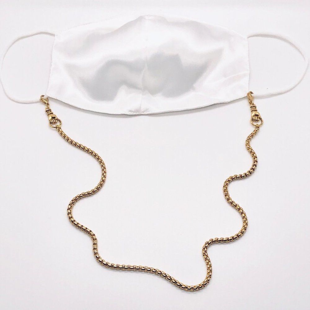 'Helpingย Hands' - Handmade Vintage StyleโGold Box Link MaskโChain